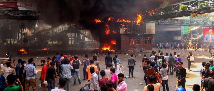 В Бангладеше арестованы более 500 человек, включая лидеров оппозиции