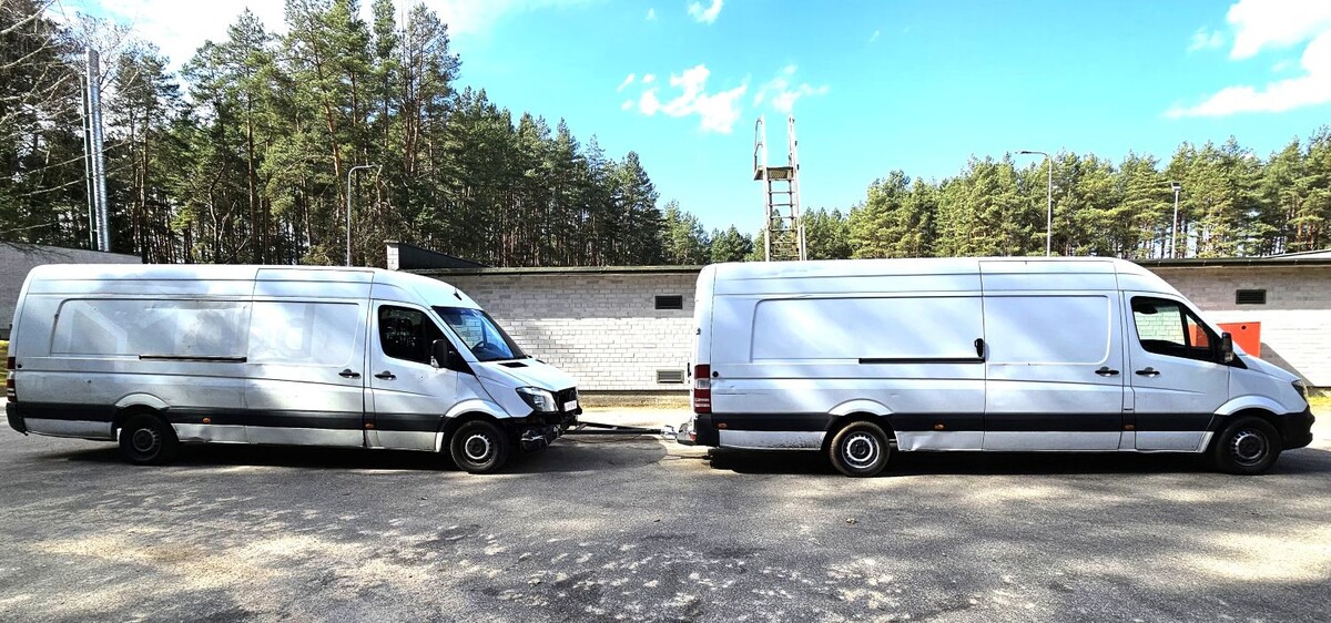 В Беларусь из ЕС не пропустили несколько дорогих машин. Вот по каким причинам