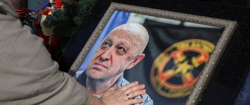 Главу "Вагнера" Пригожина вспоминали как "Великого человека" спустя год после Мятежа в России