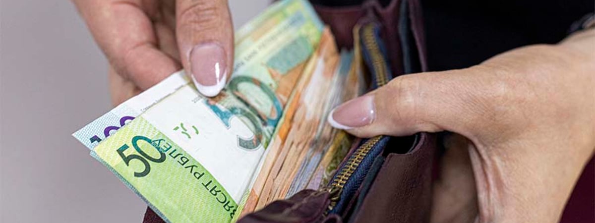 В Щучинском районе женщина платила за дом, в котором не жила — что было дальше