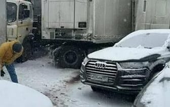 Два человека погибли в аварии с 29 машинами в Подмосковье