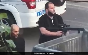 Боевики убили шести полицейских и священника в российском Дагестане, сообщает агентство по борьбе с терроризмом