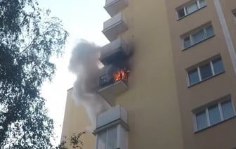 Брестские спасатели ликвидировали пожар на балконе квартиры многоэтажки