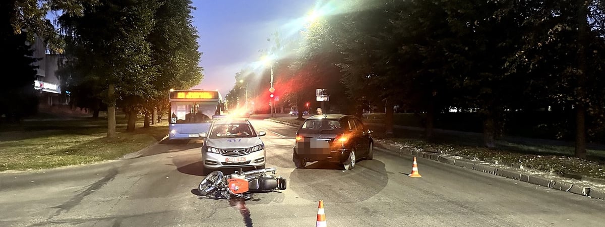 В Гродно под колеса авто попал мотоциклист