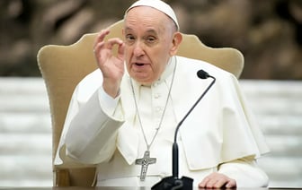 Папа римский назвал секс «Божьим даром». От чего предостерег?