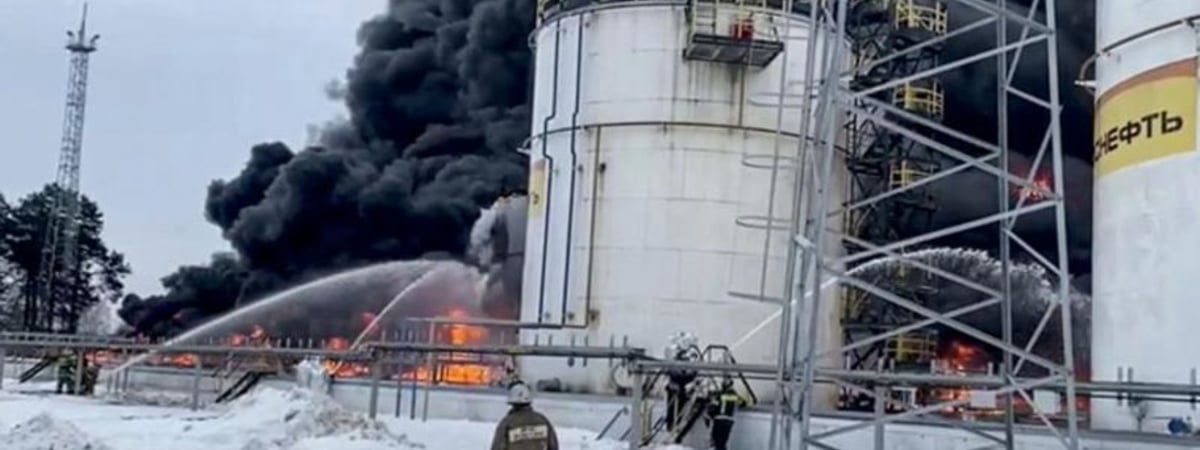 Россия потеряла почти 10% производства топлива после ударов Украины по крупнейшим НПЗ