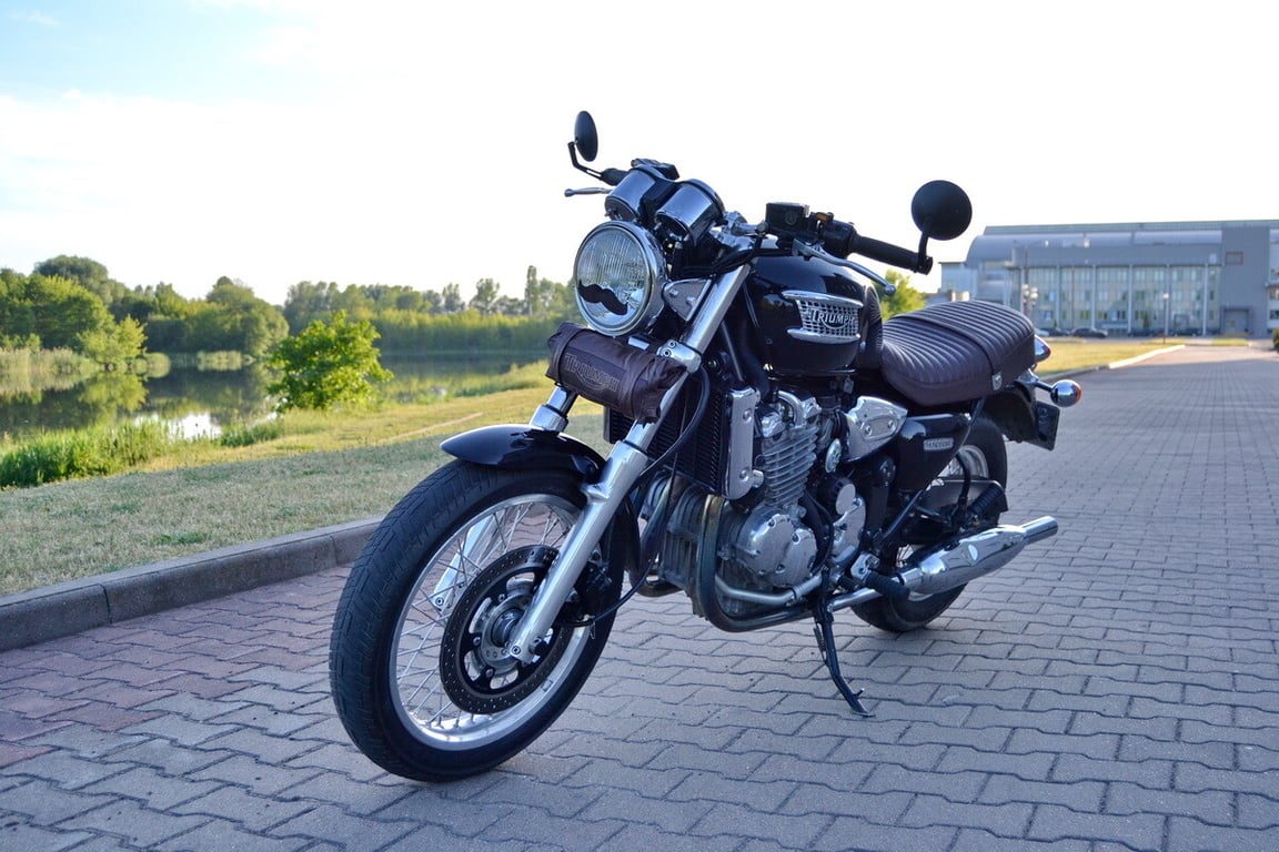 Житель Жабинки случайно приобрёл уникальный Triumph Thunderbird 900