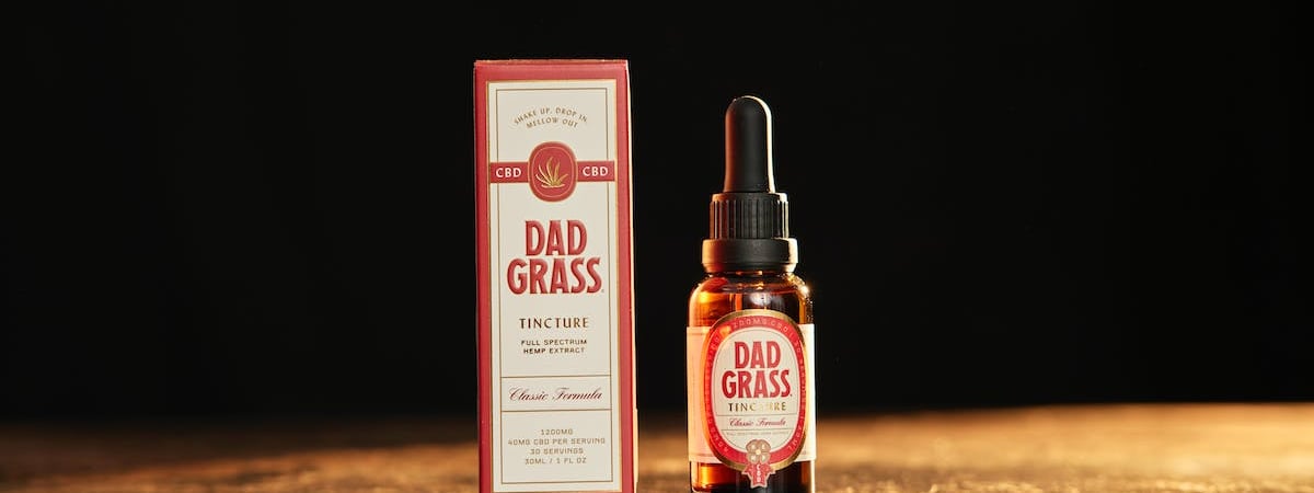 Цены на нефть растут из-за незначительного прогресса в мирных переговорах в Газе и слабого доллара