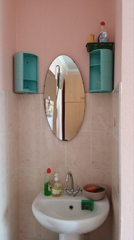 Молодые специалисты-медики показали свои комнаты общежитий в Бресте