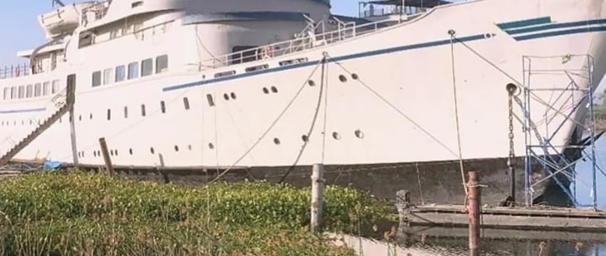 Мужчина из США думал, что сможет спасти купленный им круизный лайнер. Теперь он тонет.