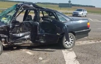 Пятеро детей и трое взрослых пострадали в аварии под Дзержинском