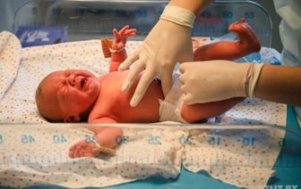 Стало известно, сколько беларуски родили детей в Польше в 2023 году