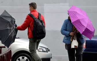 В Беларусь пришёл холодный фронт с ливнями и грозами. А когда и где ждать +16°С? — Фото