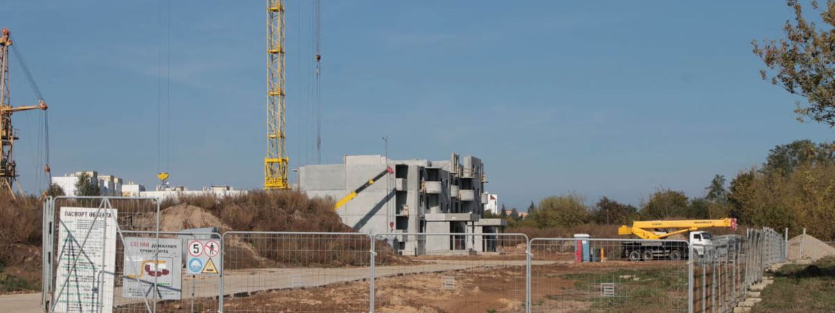 В Гродно в новом микрорайоне Весенний строят первый жилой дом