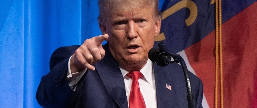 Трамп критикует Google: "Очень безответственное поведение, нужно быть осторожным"