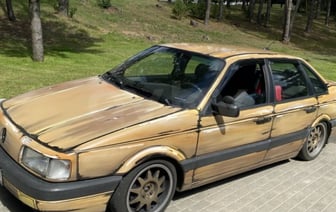 В Беларуси Volkswagen Passat B3 с подарком продают за $14 500