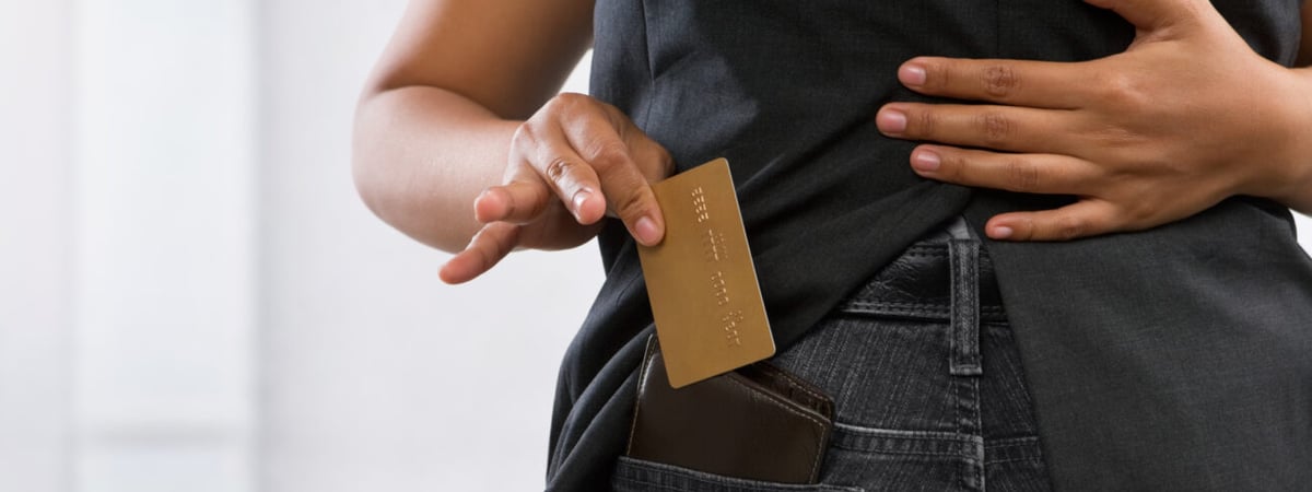 Обещала платить и обманула: мужчина поверил знакомой и взял на себя кредит — что было дальше