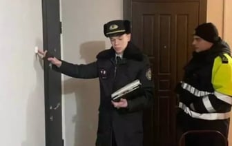 Инспекторы ГАИ и судебные исполнители пришли к должникам по штрафам домой