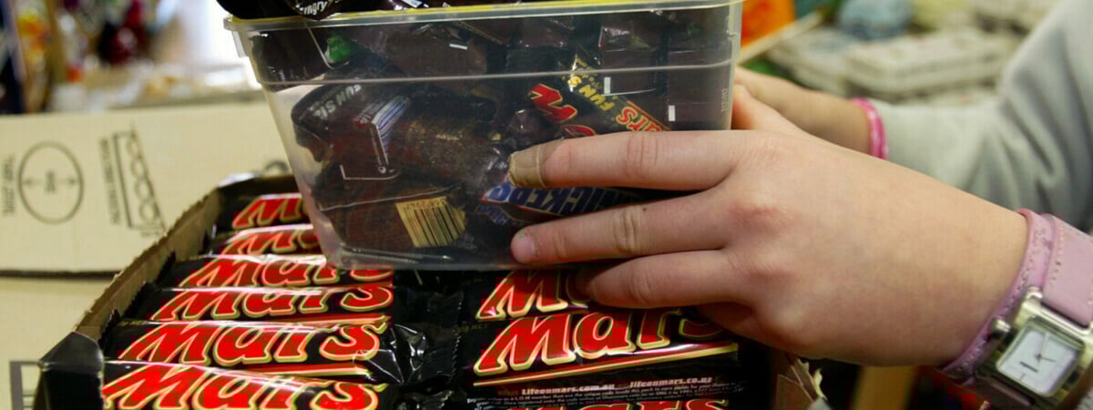 Производитель переименовал батончики Snickers. Это как? — Фото