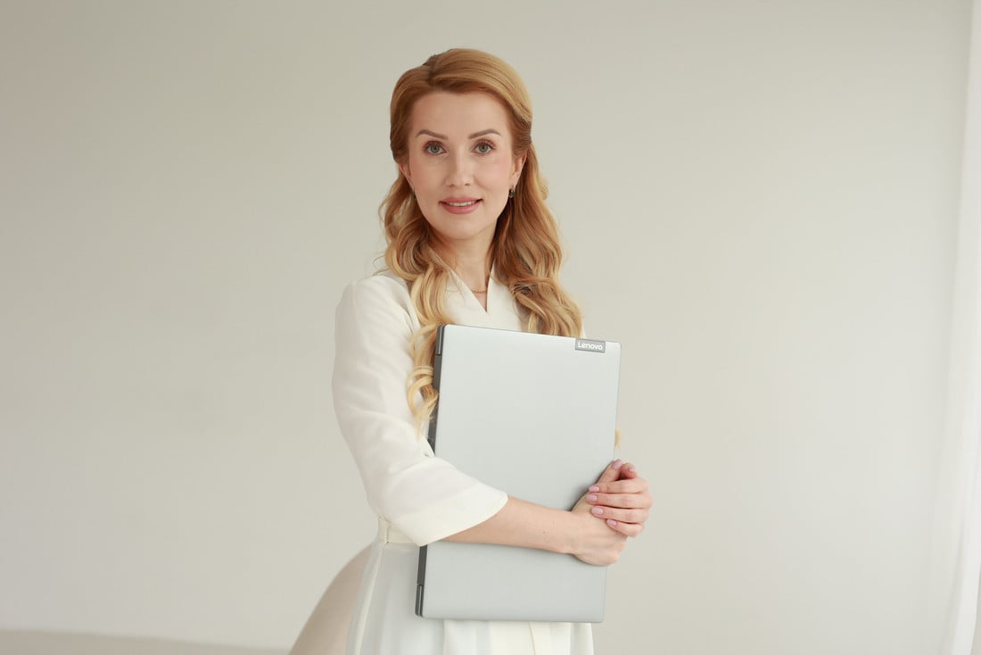 «Засовывал ногу в пакет с кефиром». Эти белорусы стыдились своих стоп — кожу и ногти «съел» грибок