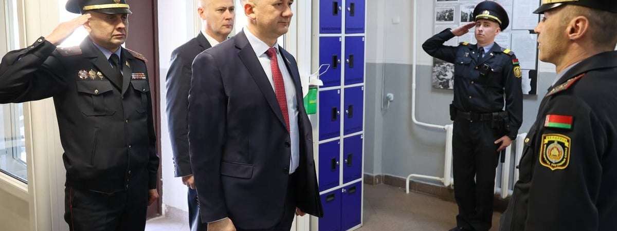 Кубраков поставил три задачи милиционерам. К чему готовиться белорусам?