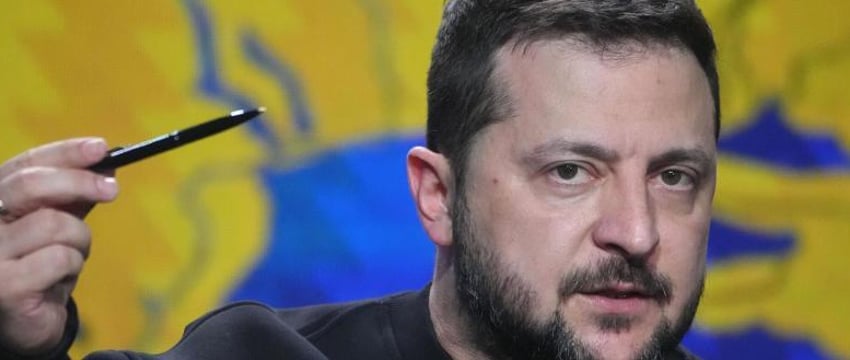 Зеленский заявил, что будет счастлив, если Трамп сможет закончить военный конфликт в Украине