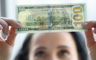 Доллар и евро сдали позиции в Беларуси. Какие курсы и что с российским рублем?