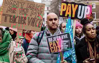 Казахстан разрешил перевозчикам из ЕАЭС въезжать на свою территорию после их перегрузки или перецепки