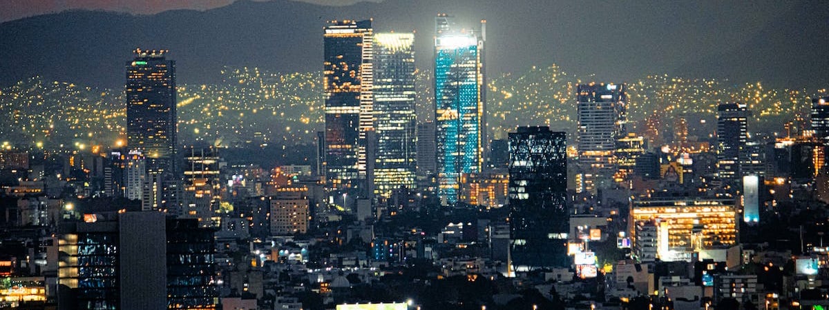 Китай впервые за 20 лет потерял лидерство в импорте товаров в США