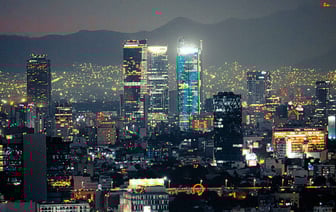 Китай впервые за 20 лет потерял лидерство в импорте товаров в США