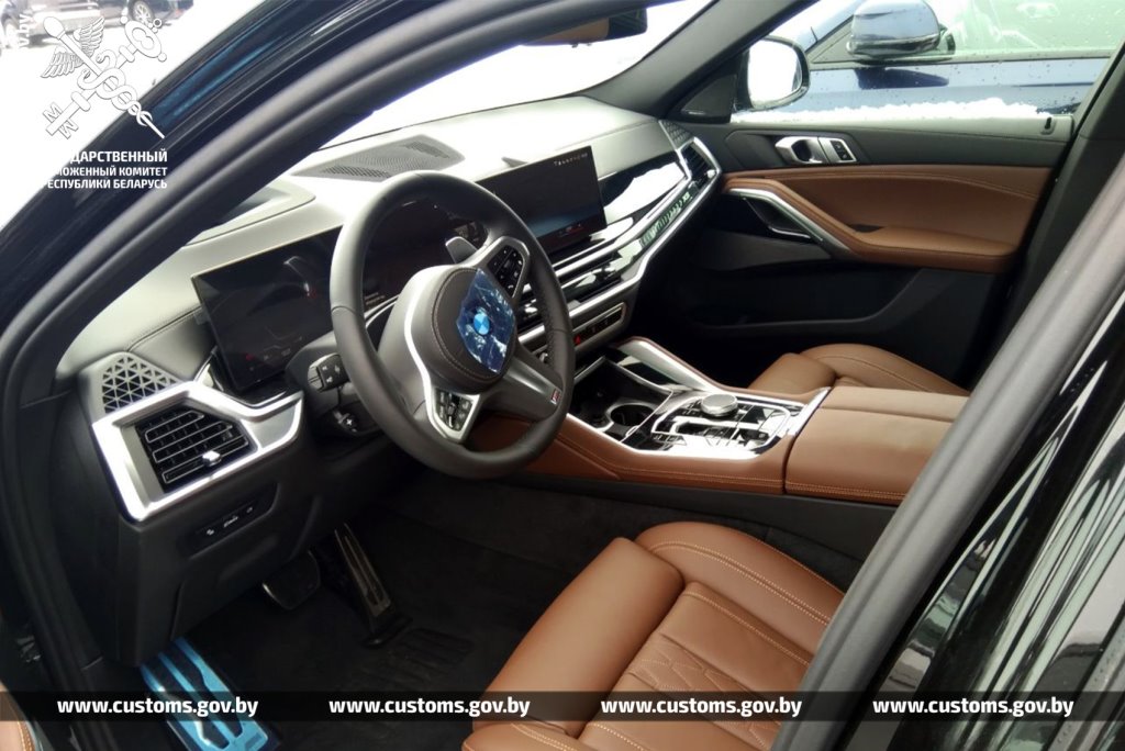 Почти новый BMW X6 ввозили в Беларусь по заниженной в полтора раза стоимости