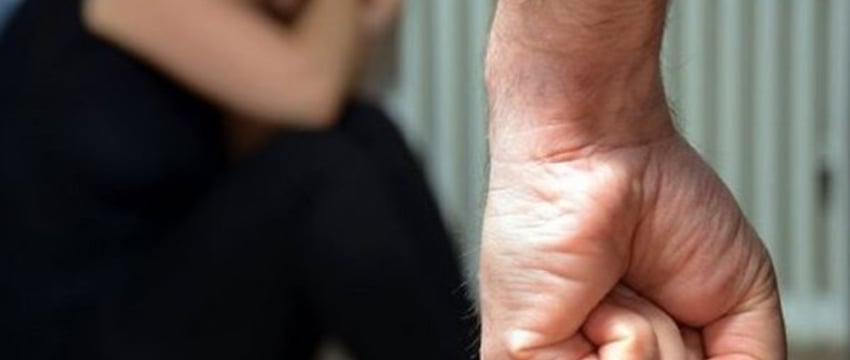В Ивановском районе 35-летний мужчина неоднократно бил свою жену