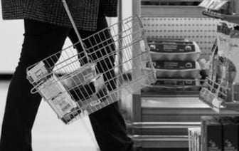 В Барановичах мужчину избили в магазине. Подробности