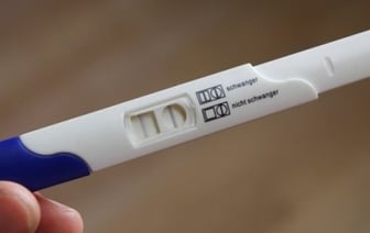 Когда тест на беременность будет ложным и как правильно его делать? Ответил врач