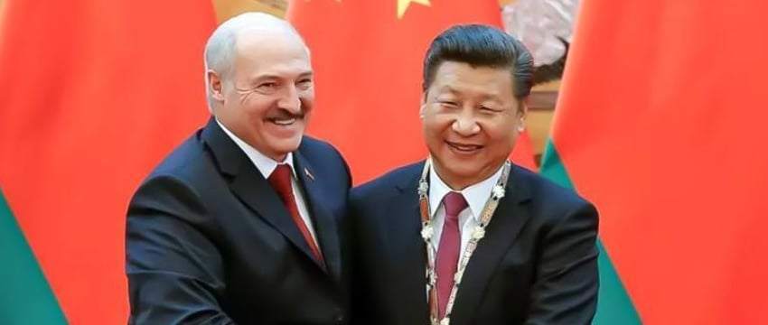 Лукашенко поздравил Си Цзиньпина с днем рождения