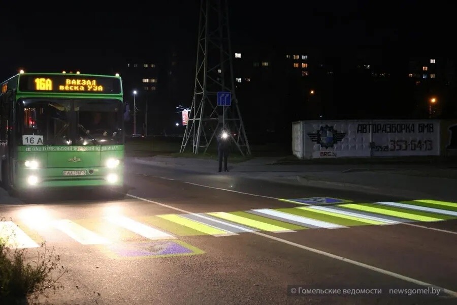 Гомель удивляет: посмотрите, какой пешеходный переход там появился