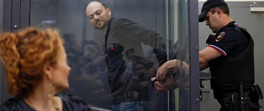Суд в России отклонил апелляцию критика Путина по расследованию попыток отравления.