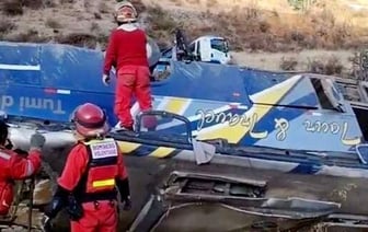 Автобус упал с 200-метровой высоты в Перу, погибли музыканты