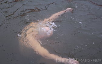 Врачи рассказали, чем опасно окунание в проруби без подготовки