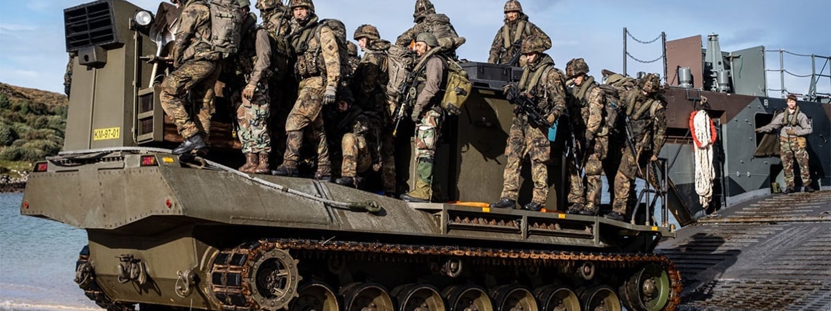 В НАТО начали готовить план масштабной эвакуации на случай войны с Россией