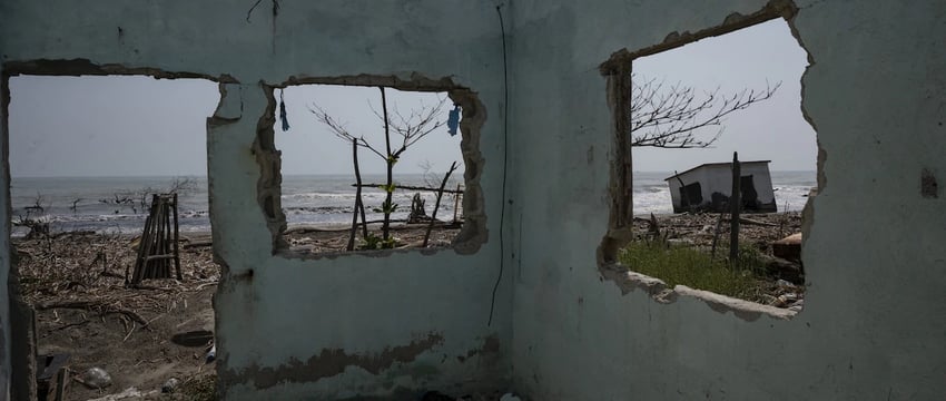 Затопленные дома и аномальная жара усугубляют климатические проблемы Мексики