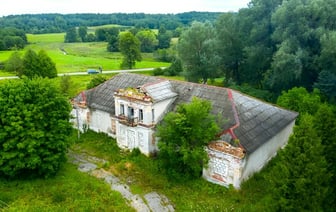 В Витебском районе выставили на продажу усадьбу, которой почти 200 лет. Сколько просят? — Фото