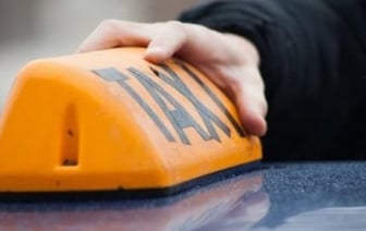 Почти 90 рублей за 17 минут в такси заплатила женщина. Подробности случая