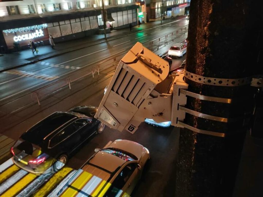 Проекционный переход на улице Якуба Коласа в Минске. Фото: ГАИ