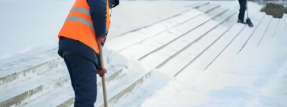 При -20°C никому? В Минтруда рассказали, при какой температуре белорусам положены дополнительные перерывы на работе