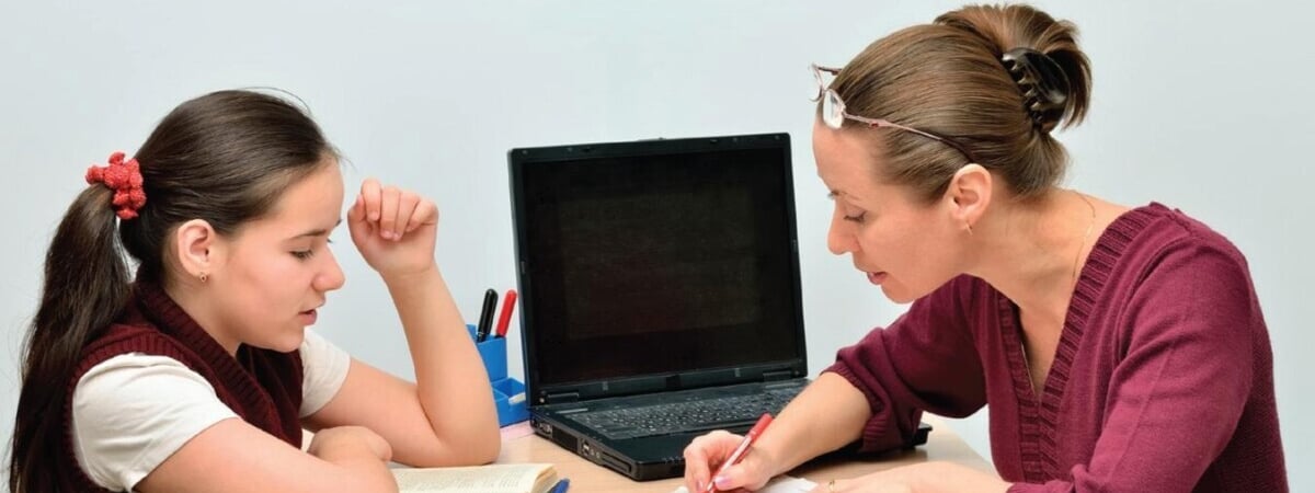 Совмин предложил запретить белорусским репетиторам и дефектологам проводить групповые занятия