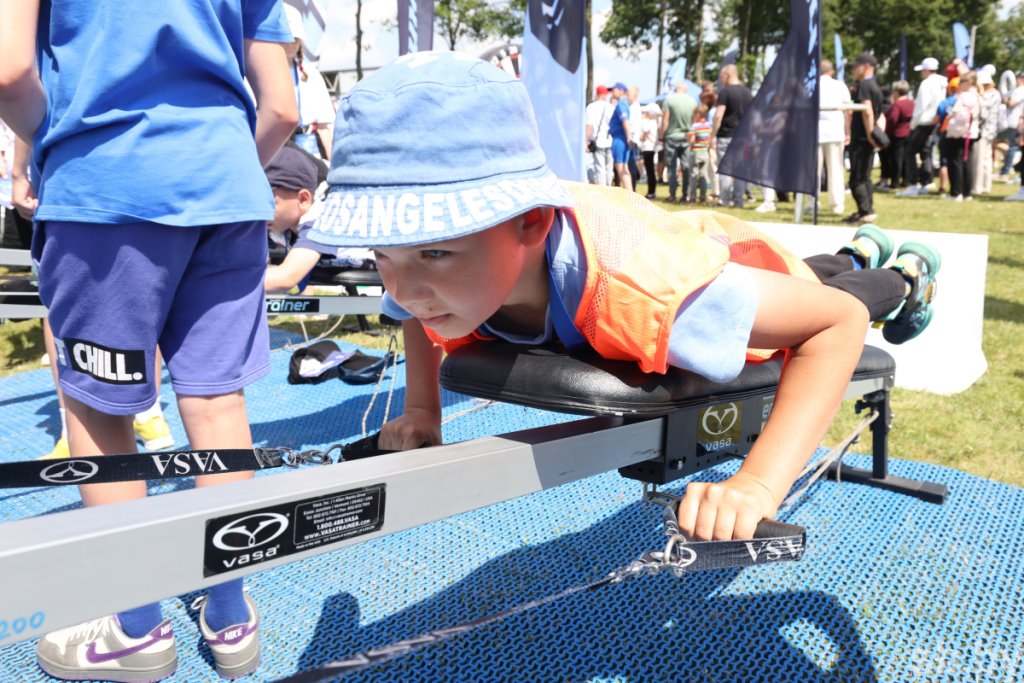 Грандиозно, красиво, зрелищно – фестиваль «Вытокі» собрал в Пружанах тысячи участников