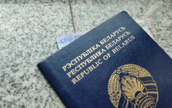 Белорусы начали получать гуманитарные ВНЖ Литвы на три года