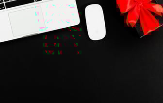 Фондовые рынки негативно отреагировали на тарифы США, цена на золото продолжает расти