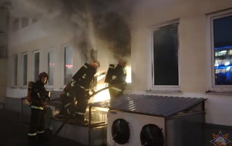 Женщина, пострадавшая на пожаре в ТЦ «Беларусь» все еще в тяжелом состоянии